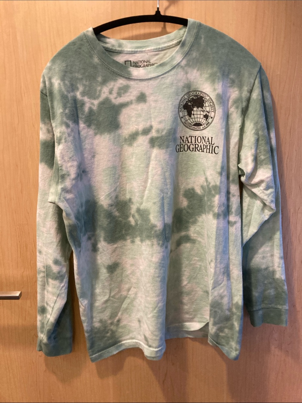 National Geographic Unisex Green & White Tie-Dye Long Sleeve Tee